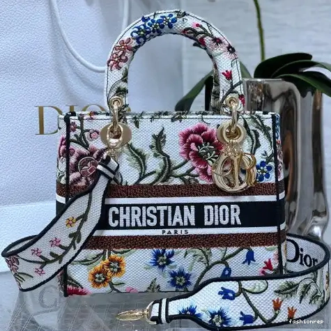 2304YA0052 Dio Bag 0603